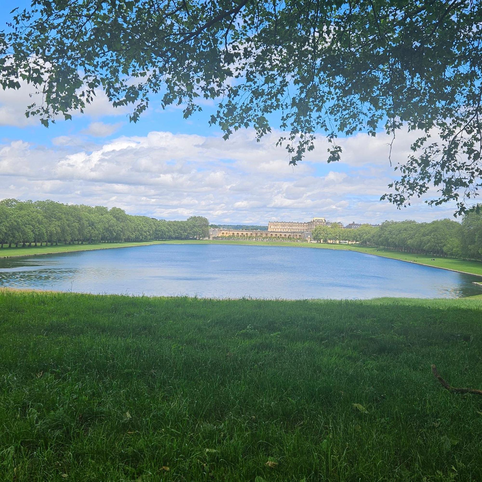 Studette Remilly A Versailles Exterior photo